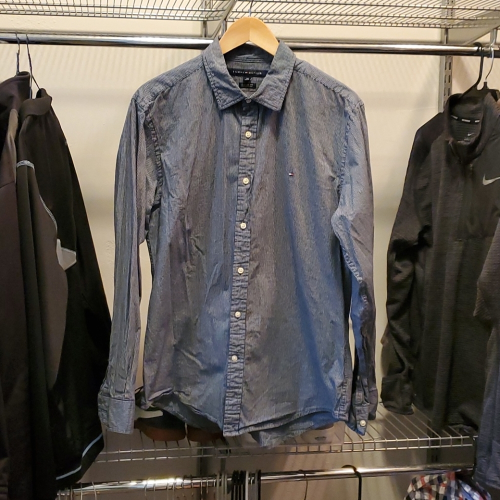 Tommy Hilfiger men's button down shirt
